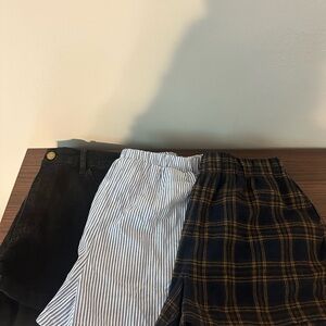 Shorts bundle! Size M/6